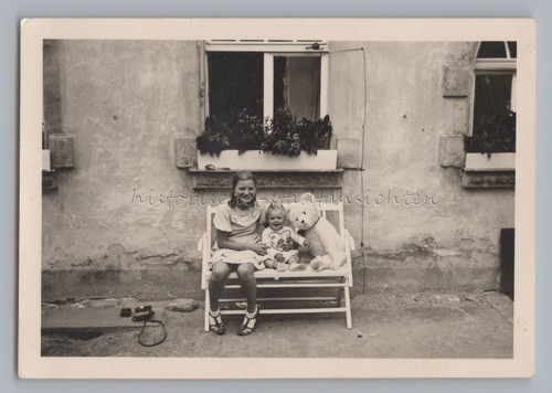 Bambine con orsacchiotto - bambine,